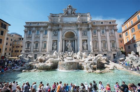 trevi fountain pictures